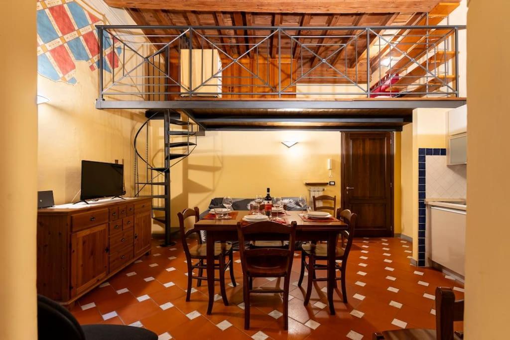Keys Of Italy - Serragli 55 - Stile Rustico Rinascimentale In Oltrarno Florence Exterior photo